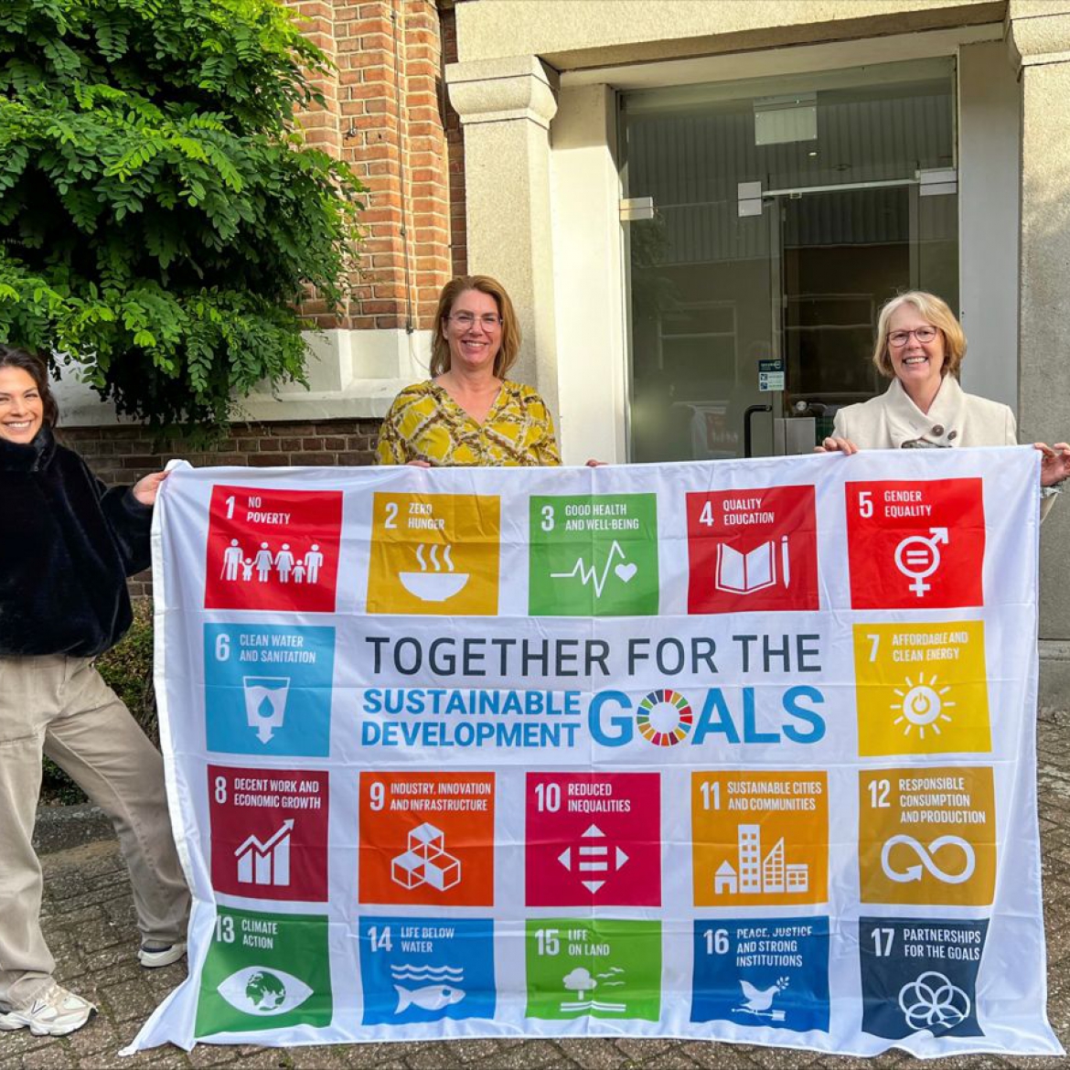 Together for the SDGs vanheektextiles