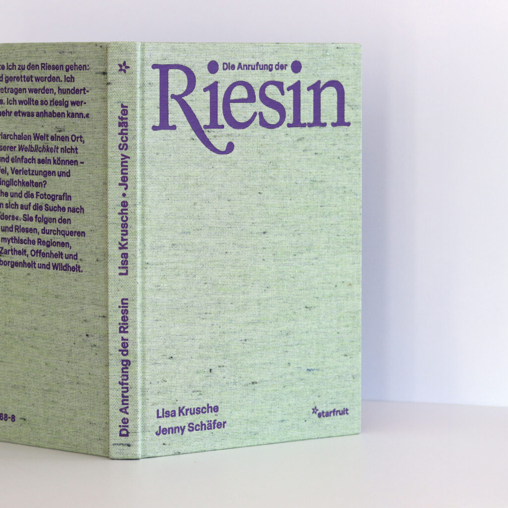 One of the 25 Most Beautiful German Books of 2025: Die Anrufung der Riesin